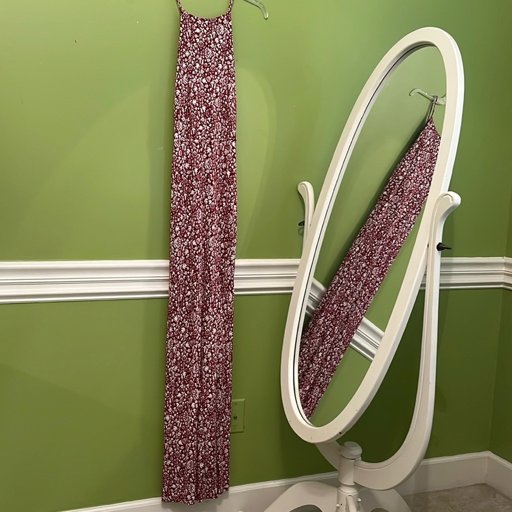 EUC‎ Loft Beach Halter Maxi
